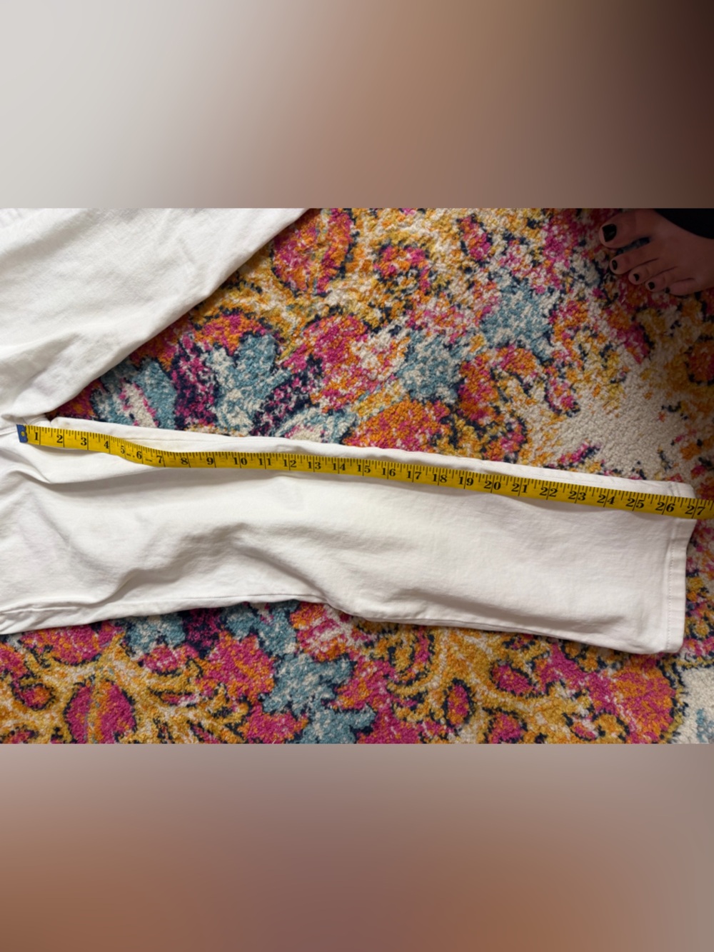 Gloria Vanderbilt white jeans - Picture 5 of 5
